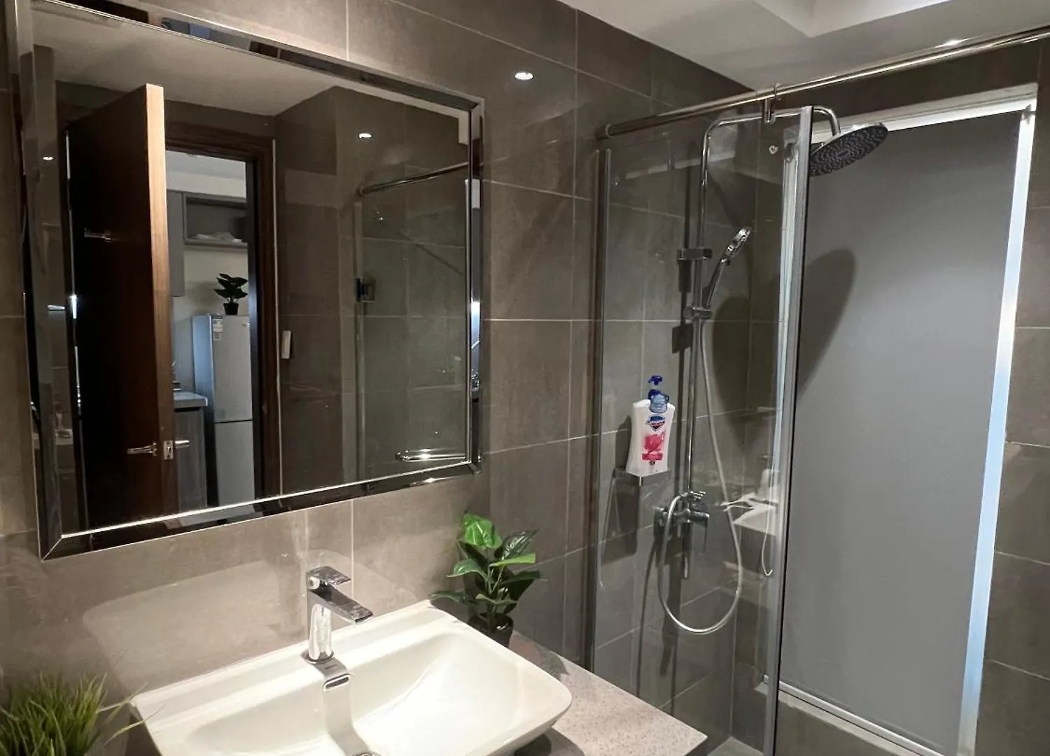 Luxury Penthouse Hotel Near City Of Dreams Casino9 Manila 0*,  Philippines